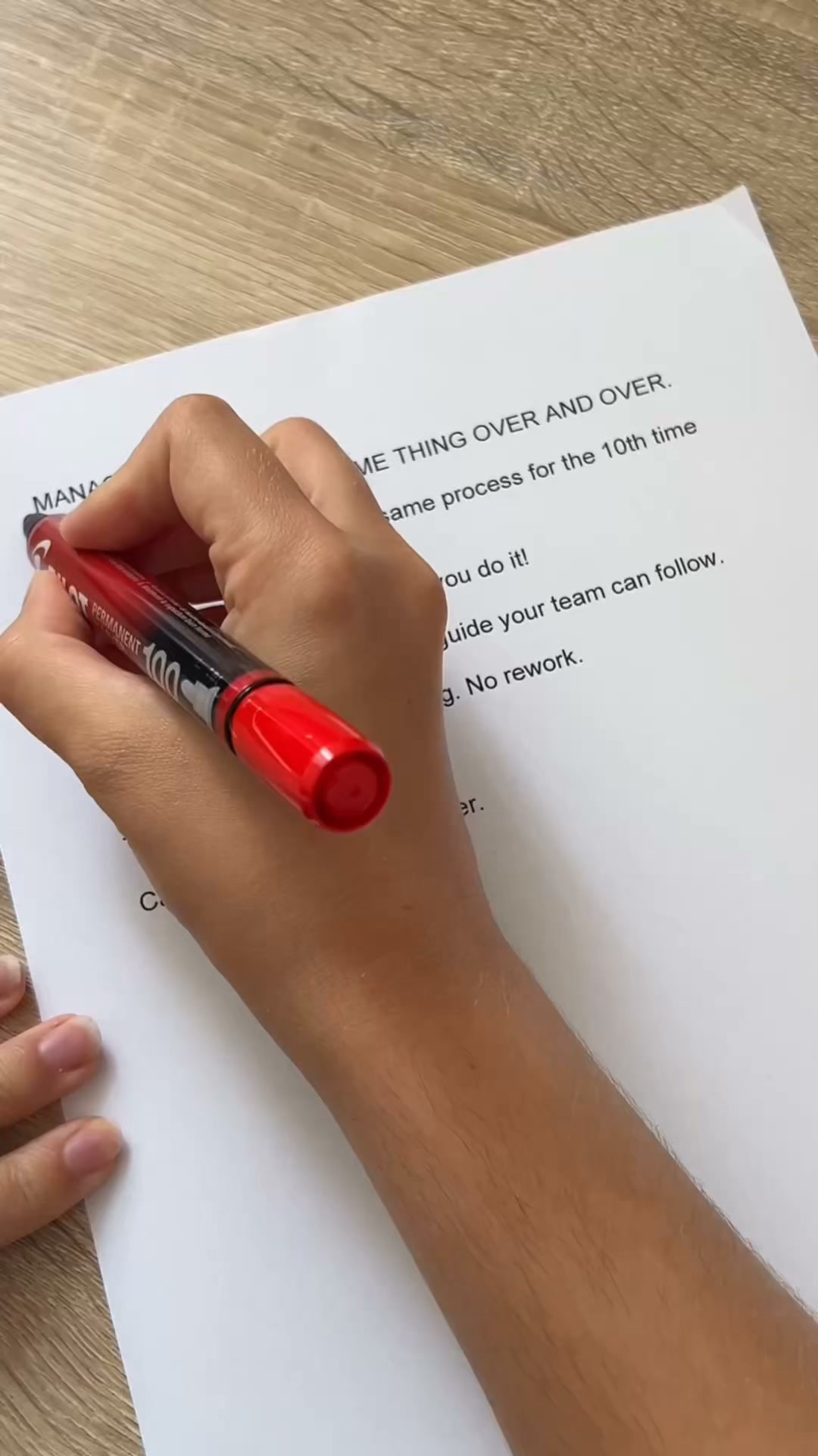Anúncio em vídeo da Scribe no formato Rabiscos e Texto Direto