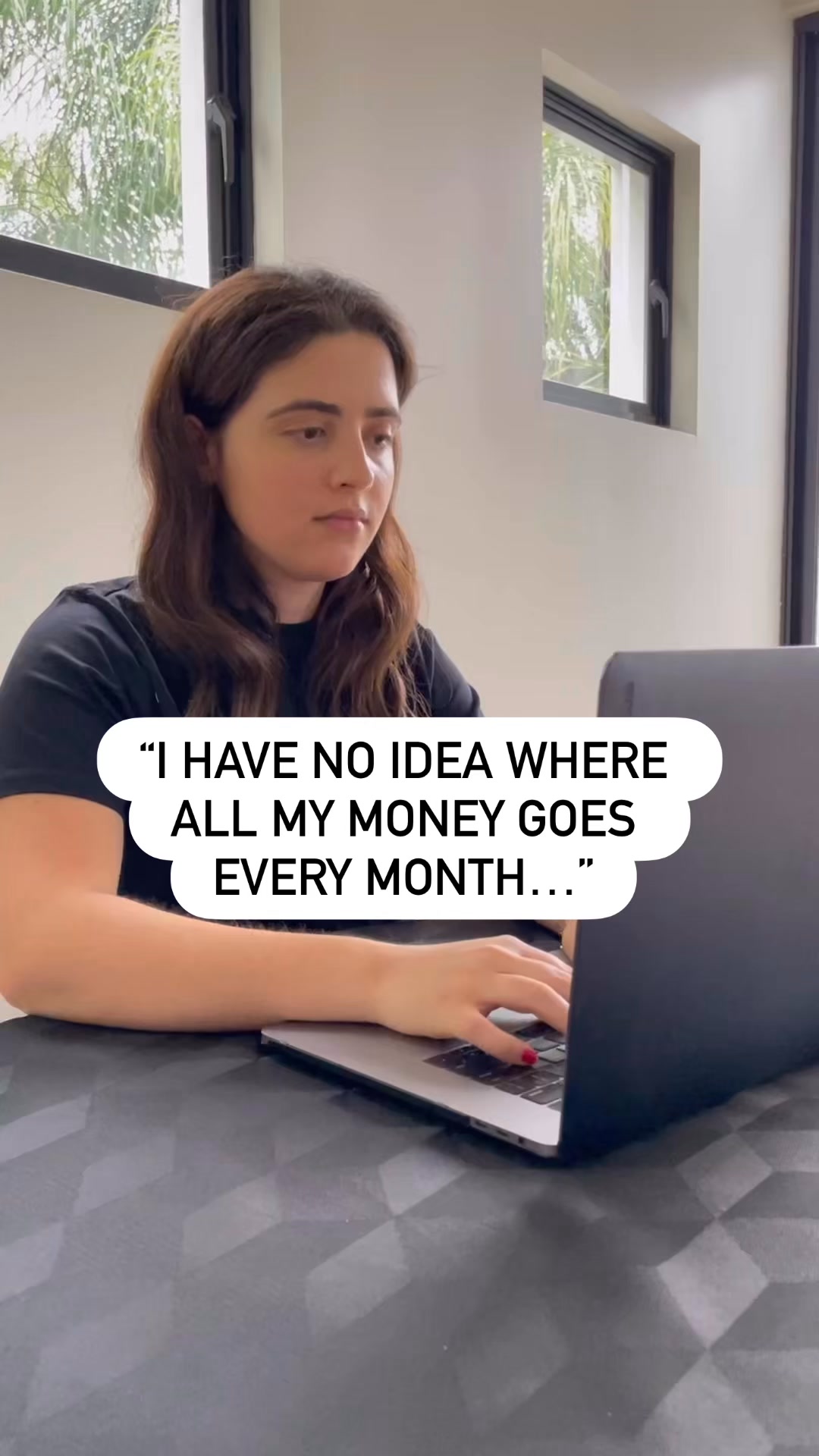 Anúncio em vídeo da Smart Women Society no formato Formato Orgânico e Problema vs Solução